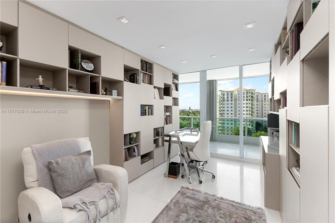 For Sale: $3,980,000 (4 beds, 4 baths, 3300 Square Feet)