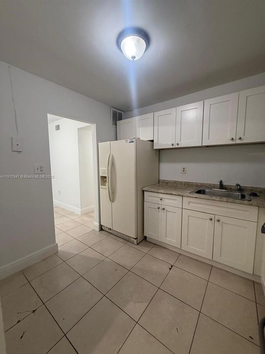 For Rent: $1,900 (2 beds, 2 baths, 1290 Square Feet)