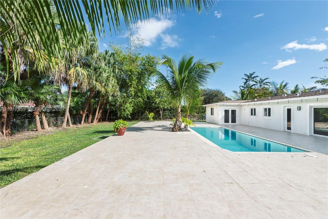 В аренду: $6,000 (4 спален, 3 ванн, 3021 Квадратных фут)