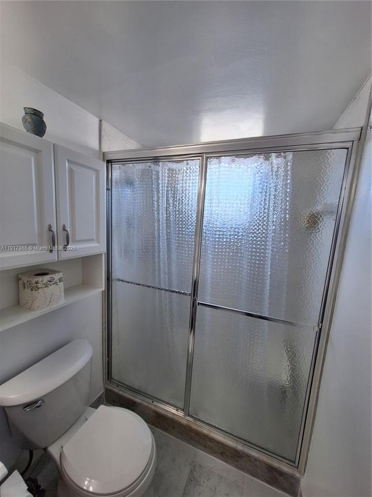 For Sale: $249,900 (2 beds, 2 baths, 1144 Square Feet)