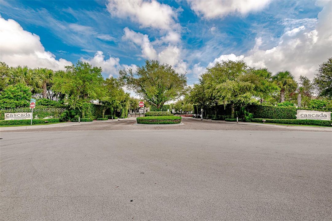 合同活跃: $567,500 (3 贝兹, 2 浴室, 0 平方英尺)