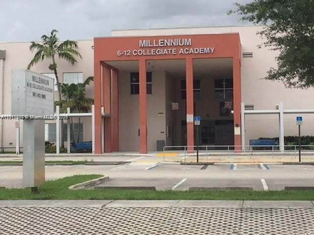 待售: $441,000 (3 贝兹, 2 浴室, 1446 平方英尺)