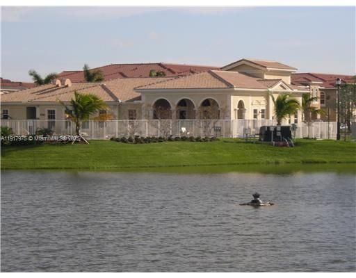 待售: $441,000 (3 贝兹, 2 浴室, 1446 平方英尺)