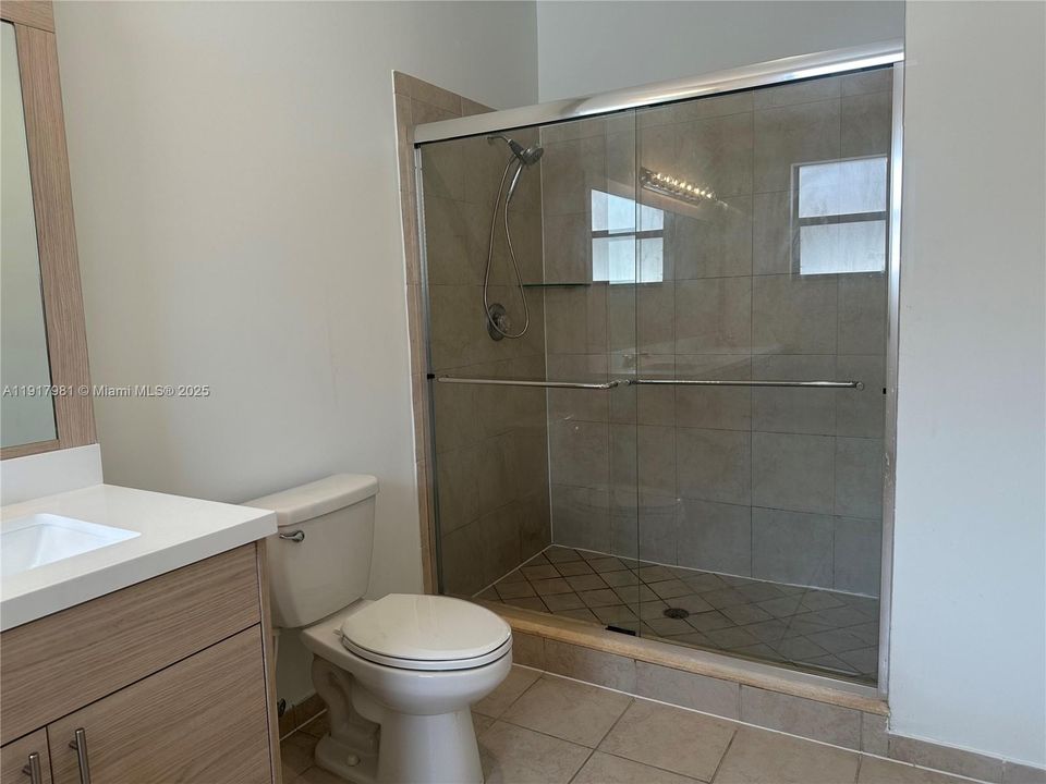 Active With Contract: $3,000 (3 beds, 2 baths, 1701 Square Feet)