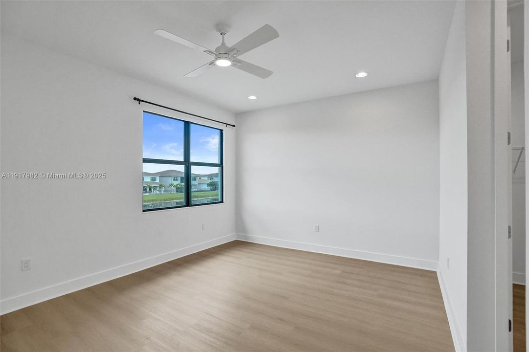 For Rent: $16,000 (5 beds, 6 baths, 4932 Square Feet)