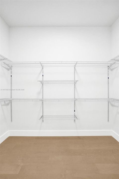 For Rent: $16,000 (5 beds, 6 baths, 4932 Square Feet)