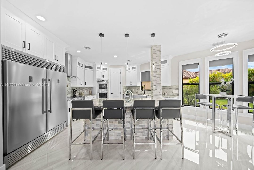 待售: $1,799,000 (4 贝兹, 4 浴室, 3400 平方英尺)