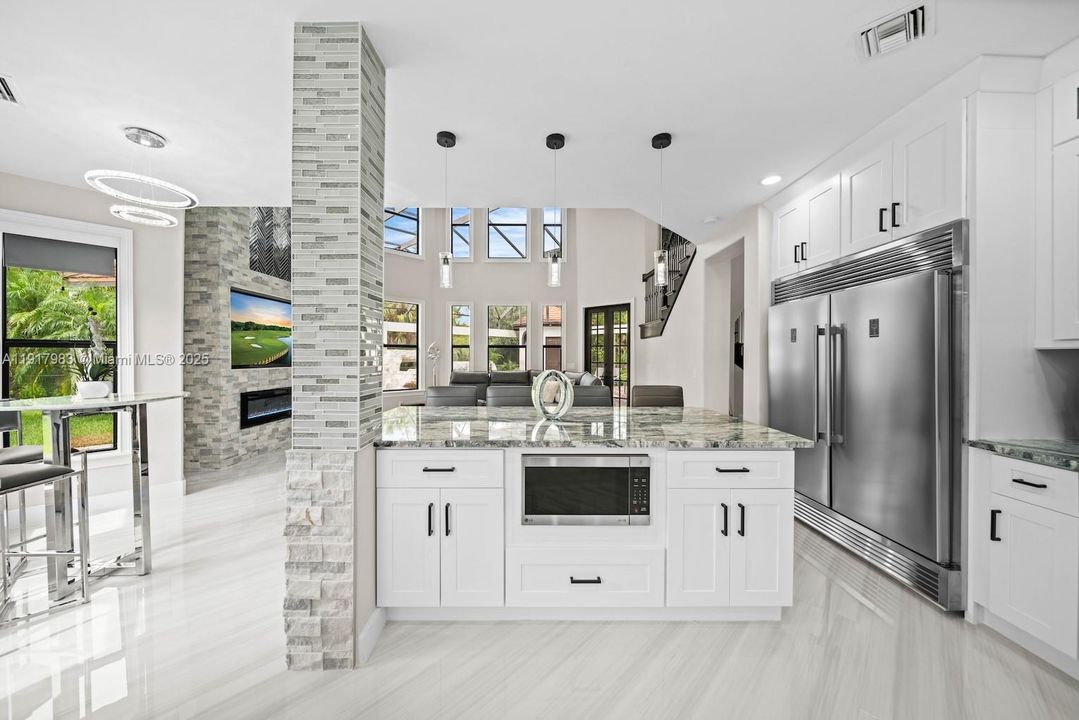 待售: $1,799,000 (4 贝兹, 4 浴室, 3400 平方英尺)