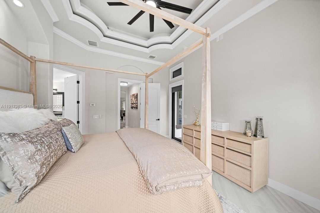 待售: $1,799,000 (4 贝兹, 4 浴室, 3400 平方英尺)