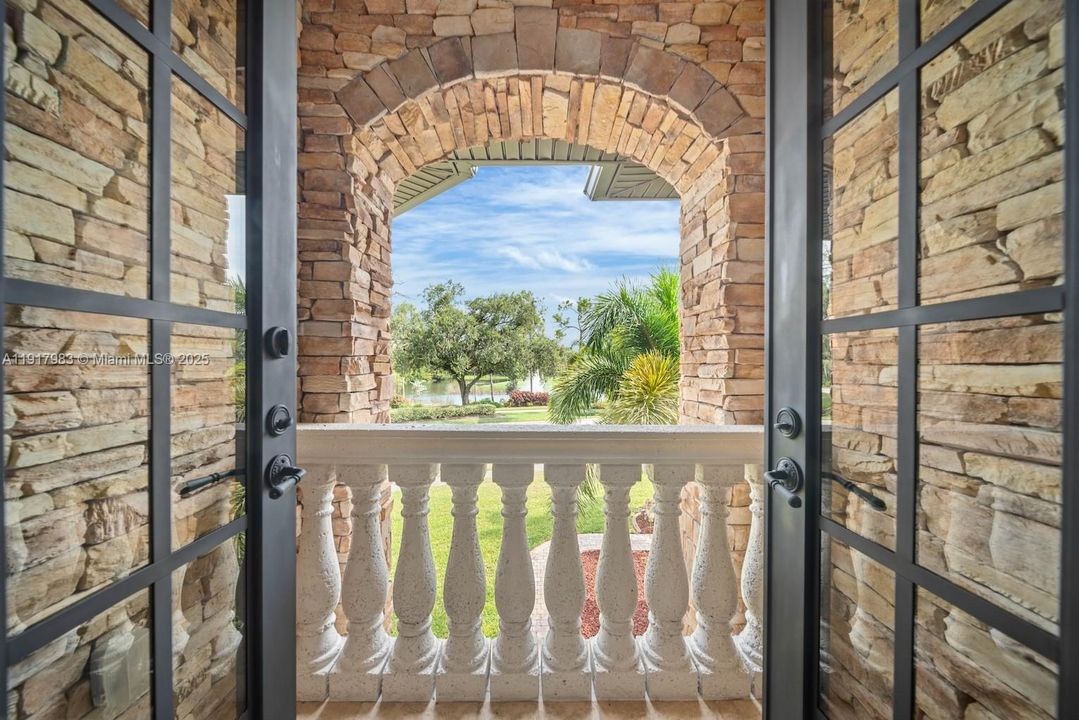 待售: $1,799,000 (4 贝兹, 4 浴室, 3400 平方英尺)