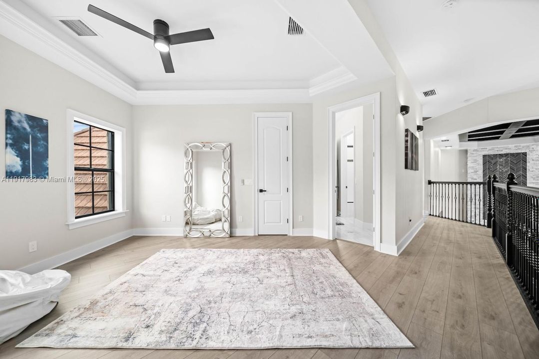 待售: $1,799,000 (4 贝兹, 4 浴室, 3400 平方英尺)