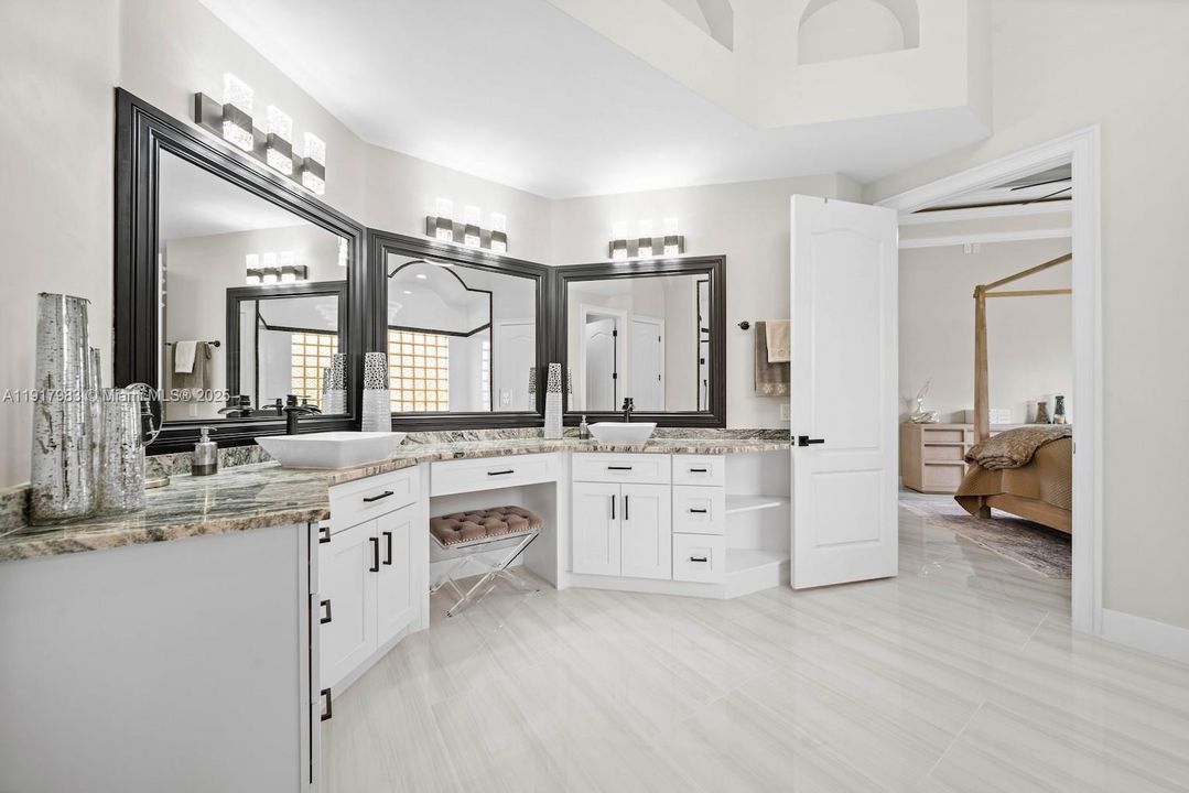 待售: $1,799,000 (4 贝兹, 4 浴室, 3400 平方英尺)