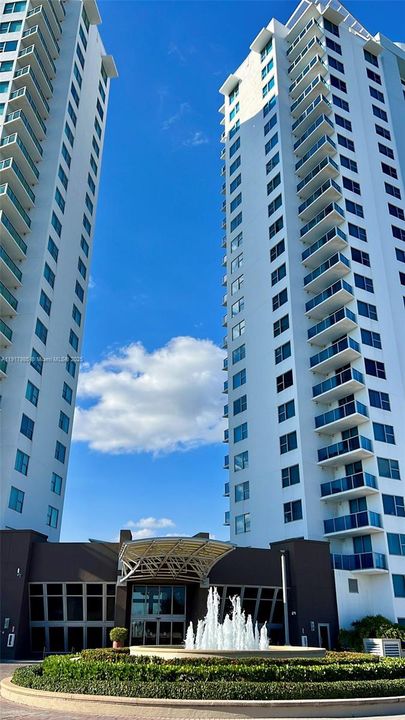 En Venta: $279,900 (1 camas, 2 baños, 954 Pies cuadrados)