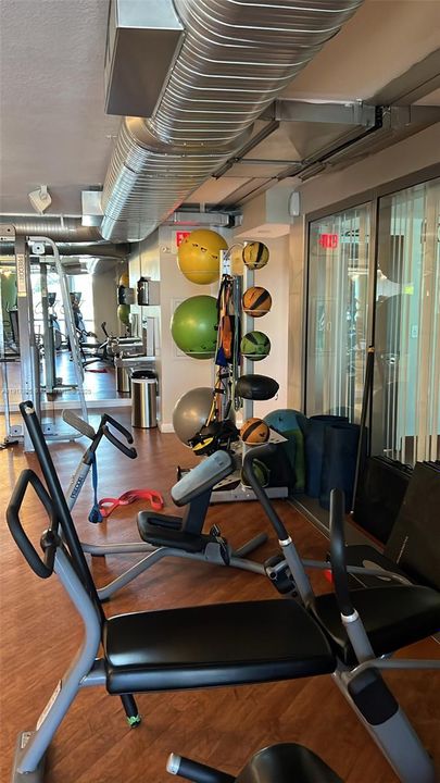 En Venta: $279,900 (1 camas, 2 baños, 954 Pies cuadrados)