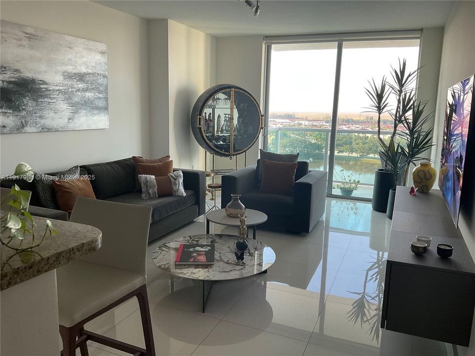 En Venta: $279,900 (1 camas, 2 baños, 954 Pies cuadrados)