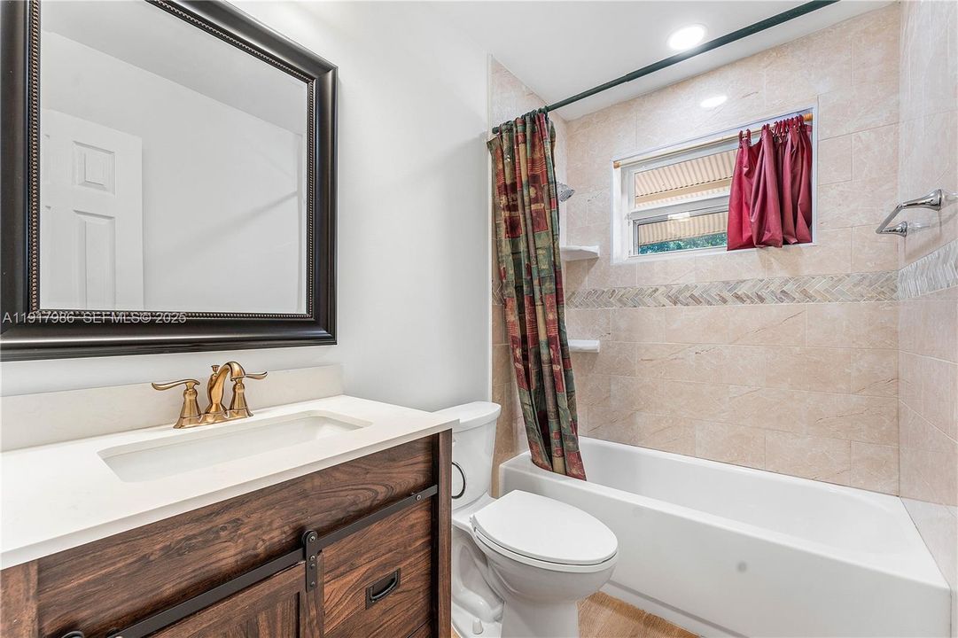 待售: $530,000 (3 贝兹, 2 浴室, 1612 平方英尺)