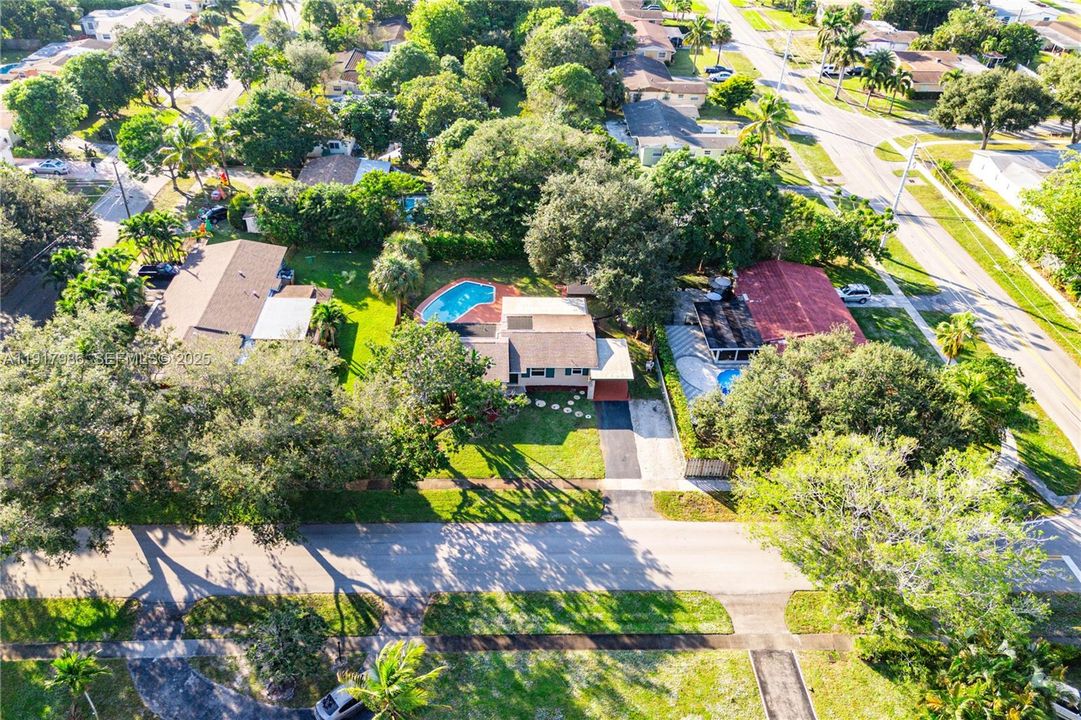 待售: $530,000 (3 贝兹, 2 浴室, 1612 平方英尺)