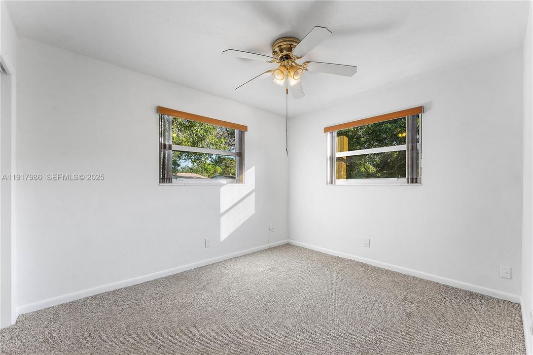 待售: $530,000 (3 贝兹, 2 浴室, 1612 平方英尺)