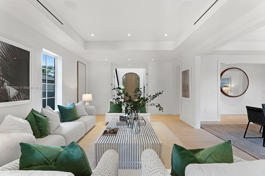 En Venta: $13,450,000 (4 camas, 4 baños, 4200 Pies cuadrados)