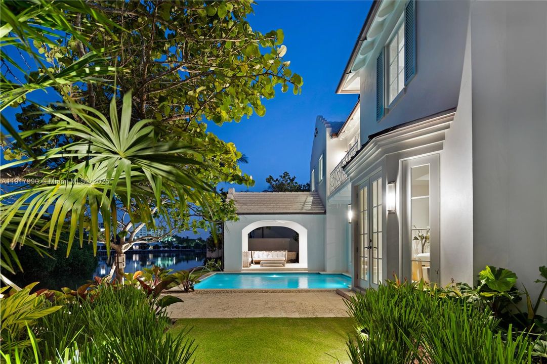 En Venta: $13,450,000 (4 camas, 4 baños, 4200 Pies cuadrados)