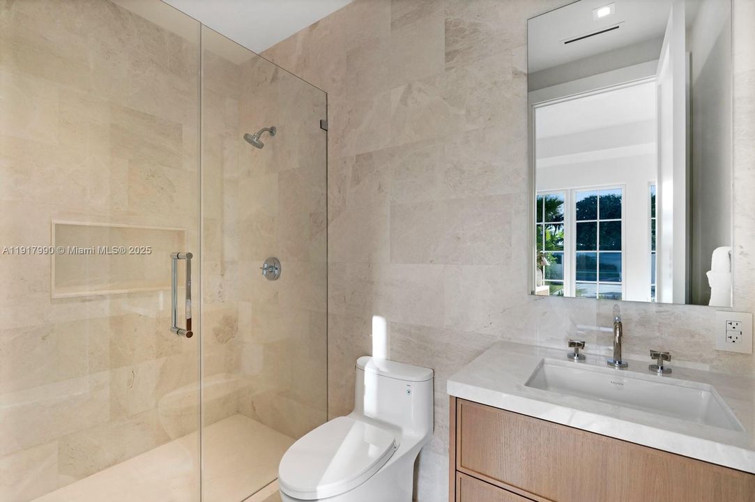 En Venta: $13,450,000 (4 camas, 4 baños, 4200 Pies cuadrados)