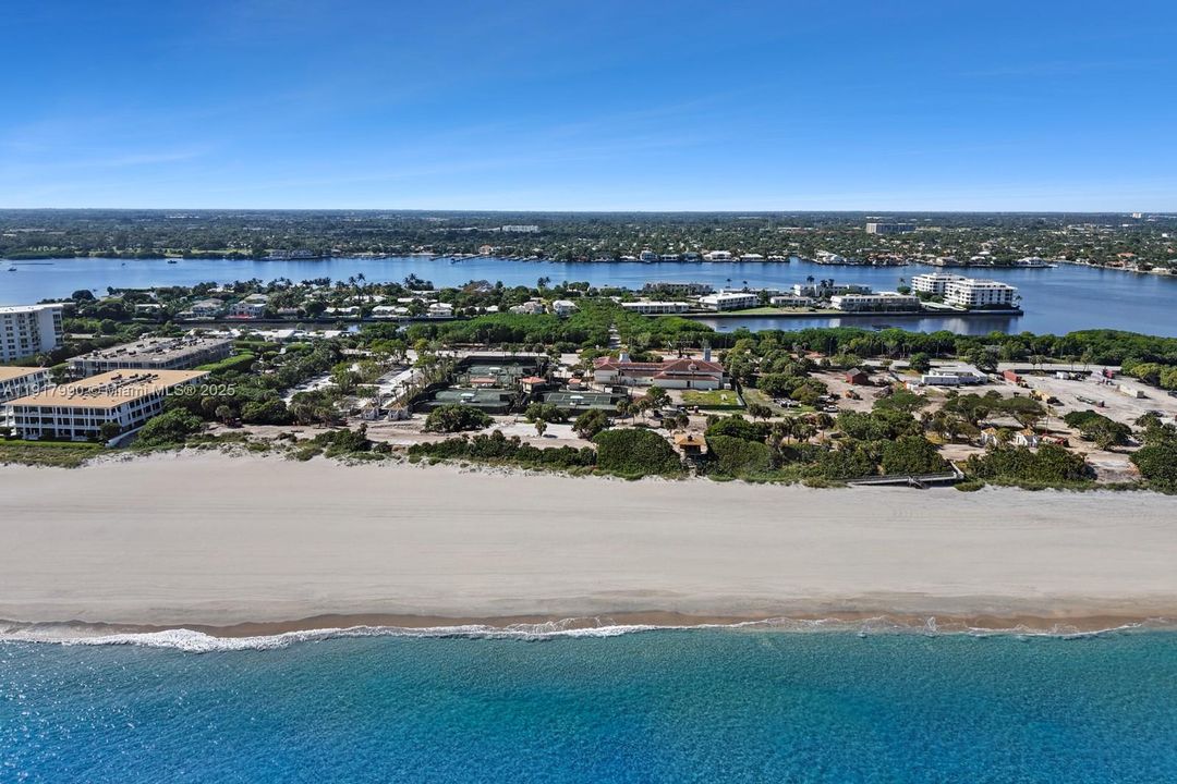 En Venta: $13,450,000 (4 camas, 4 baños, 4200 Pies cuadrados)