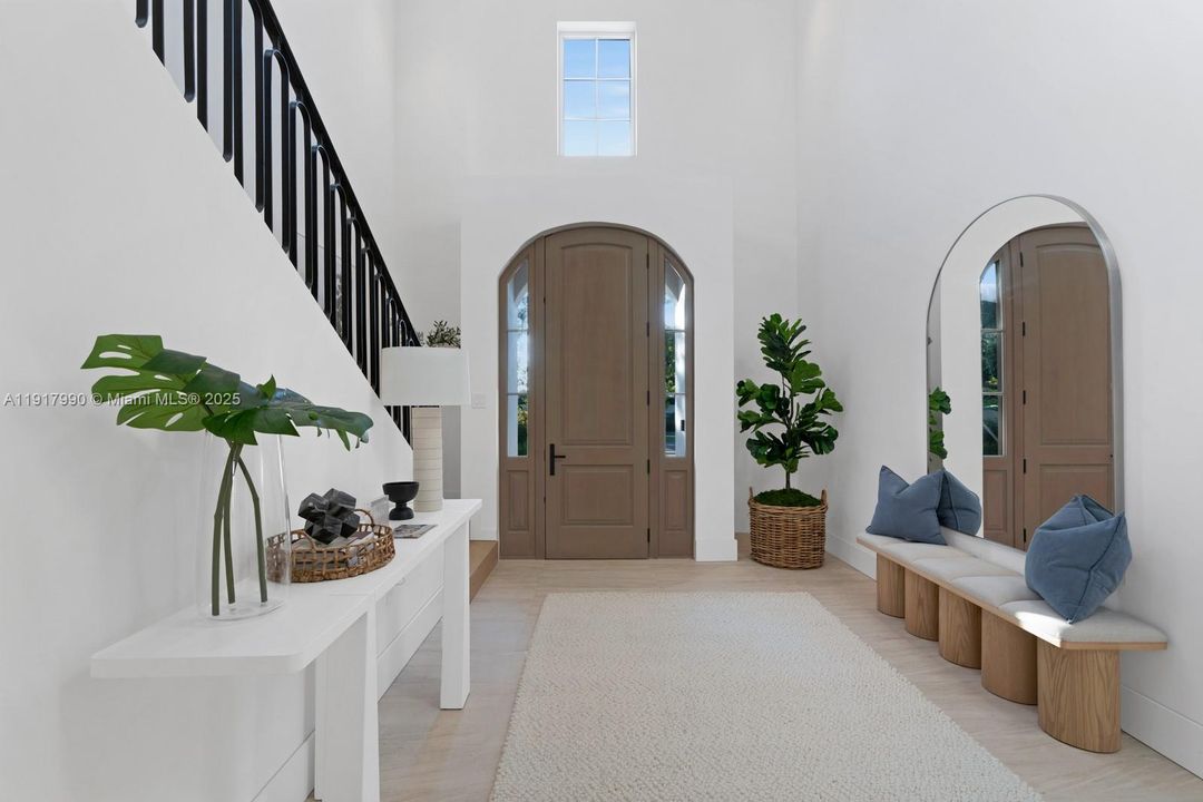 En Venta: $13,450,000 (4 camas, 4 baños, 4200 Pies cuadrados)