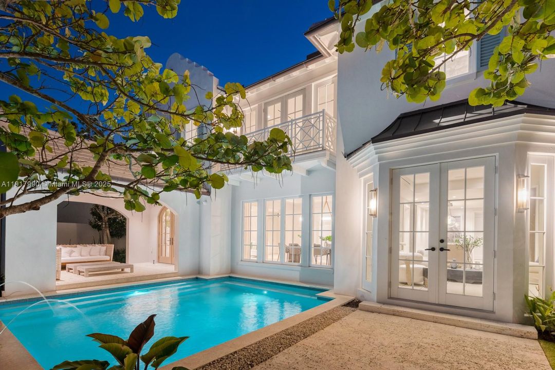 En Venta: $13,450,000 (4 camas, 4 baños, 4200 Pies cuadrados)