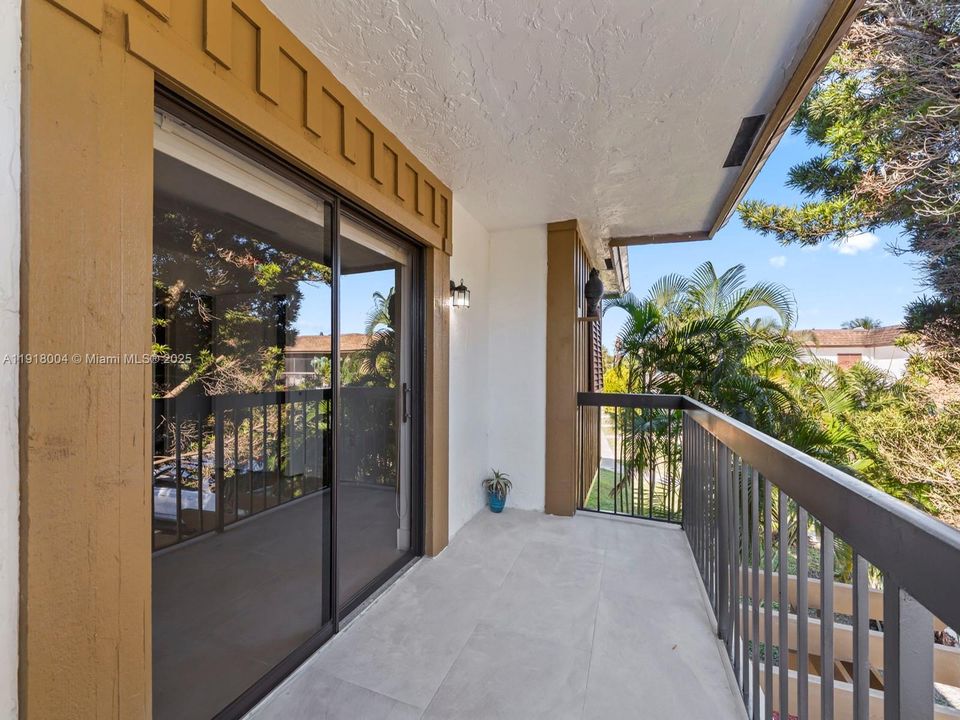 En Venta: $495,000 (3 camas, 2 baños, 1590 Pies cuadrados)