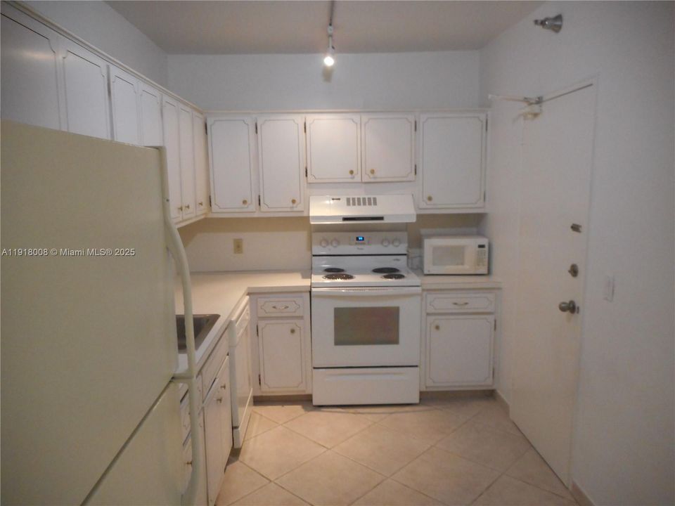 En Renta: $2,500 (1 camas, 1 baños, 1019 Pies cuadrados)