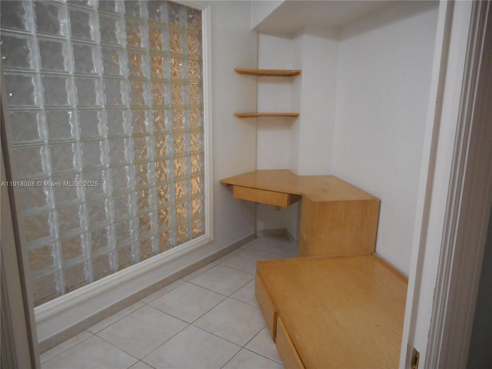 En Renta: $2,500 (1 camas, 1 baños, 1019 Pies cuadrados)