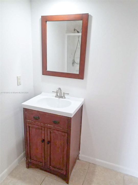 В аренду: $1,790 (2 спален, 2 ванн, 1236 Квадратных фут)