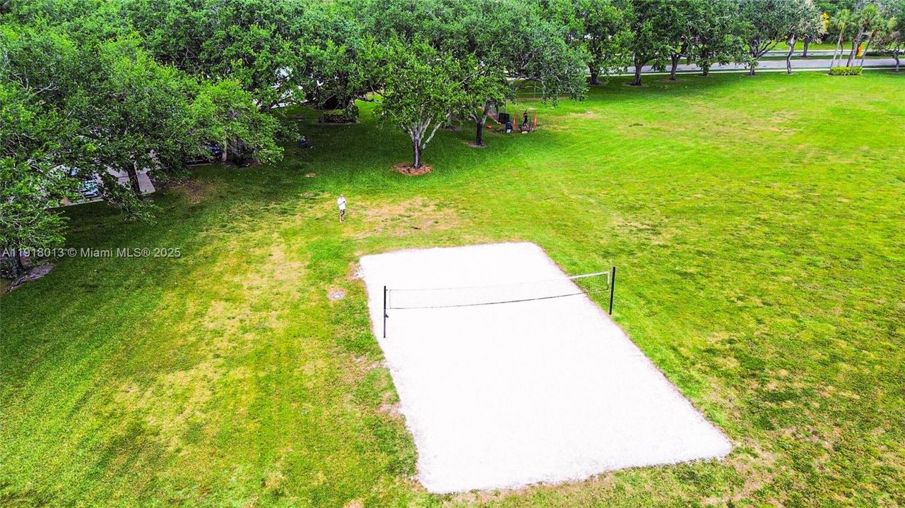 В аренду: $1,790 (2 спален, 2 ванн, 1236 Квадратных фут)