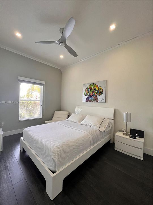 For Rent: $4,300 (3 beds, 2 baths, 2076 Square Feet)