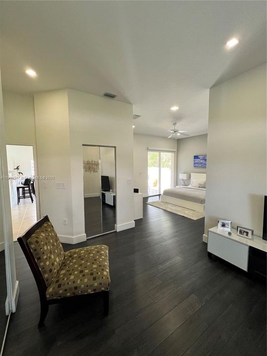 For Rent: $4,300 (3 beds, 2 baths, 2076 Square Feet)