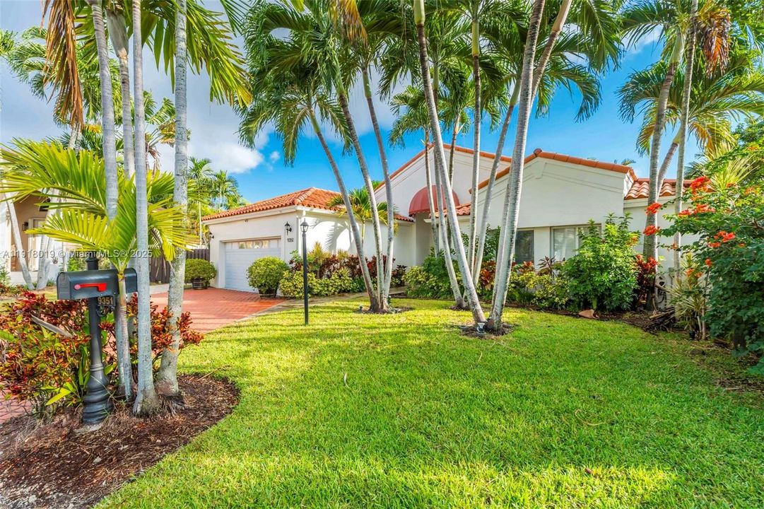 待售: $950,000 (4 贝兹, 3 浴室, 2109 平方英尺)