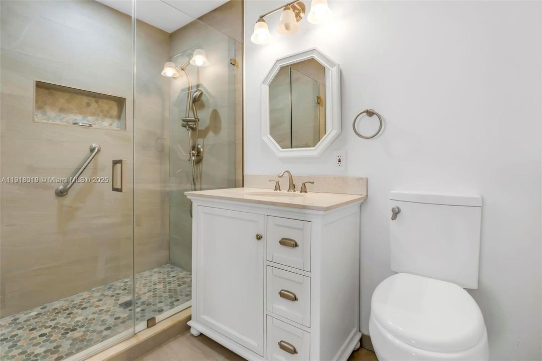 待售: $950,000 (4 贝兹, 3 浴室, 2109 平方英尺)