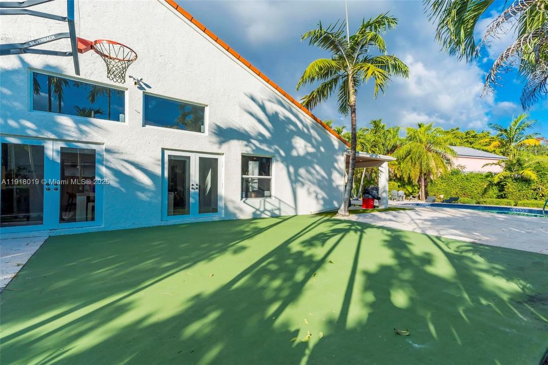 待售: $950,000 (4 贝兹, 3 浴室, 2109 平方英尺)