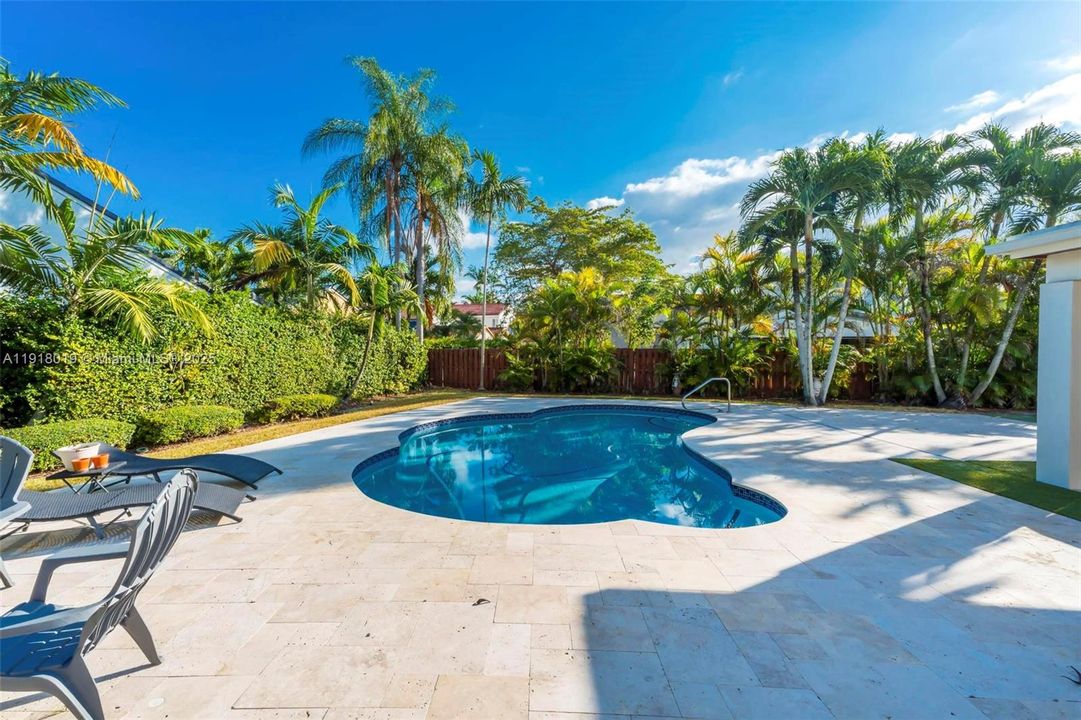 待售: $950,000 (4 贝兹, 3 浴室, 2109 平方英尺)