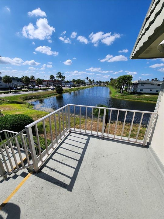 На продажу: $79,000 (1 спален, 1 ванн, 720 Квадратных фут)