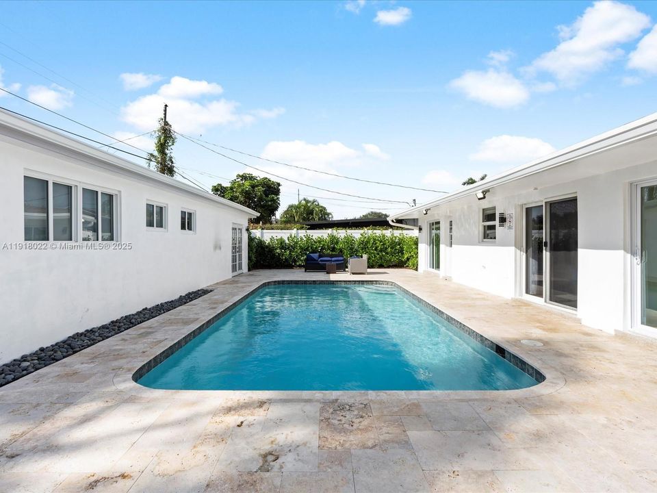 待售: $624,900 (0 贝兹, 0 浴室, 1359 平方英尺)