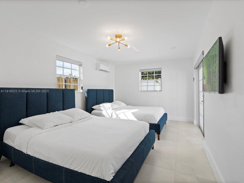 待售: $624,900 (0 贝兹, 0 浴室, 1359 平方英尺)