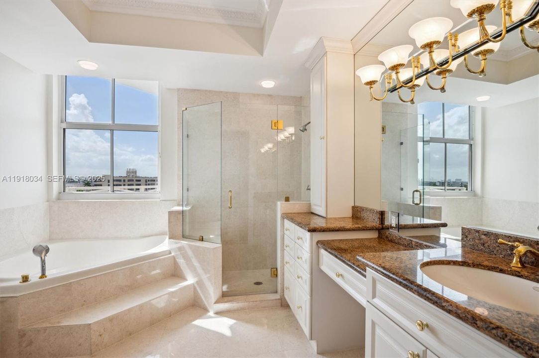 For Sale: $1,295,000 (2 beds, 2 baths, 1833 Square Feet)