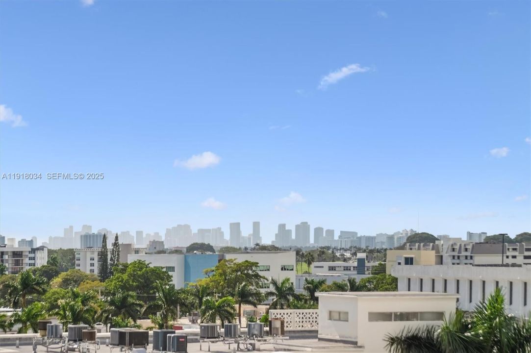 For Sale: $1,295,000 (2 beds, 2 baths, 1833 Square Feet)