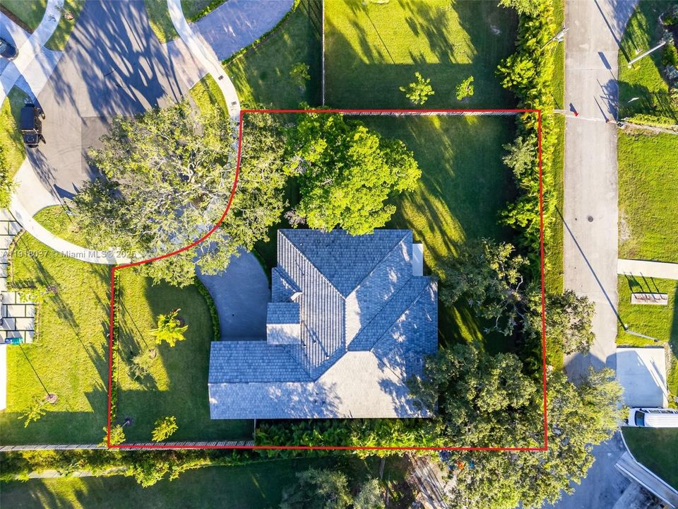 На продажу: $1,649,900 (5 спален, 4 ванн, 3226 Квадратных фут)