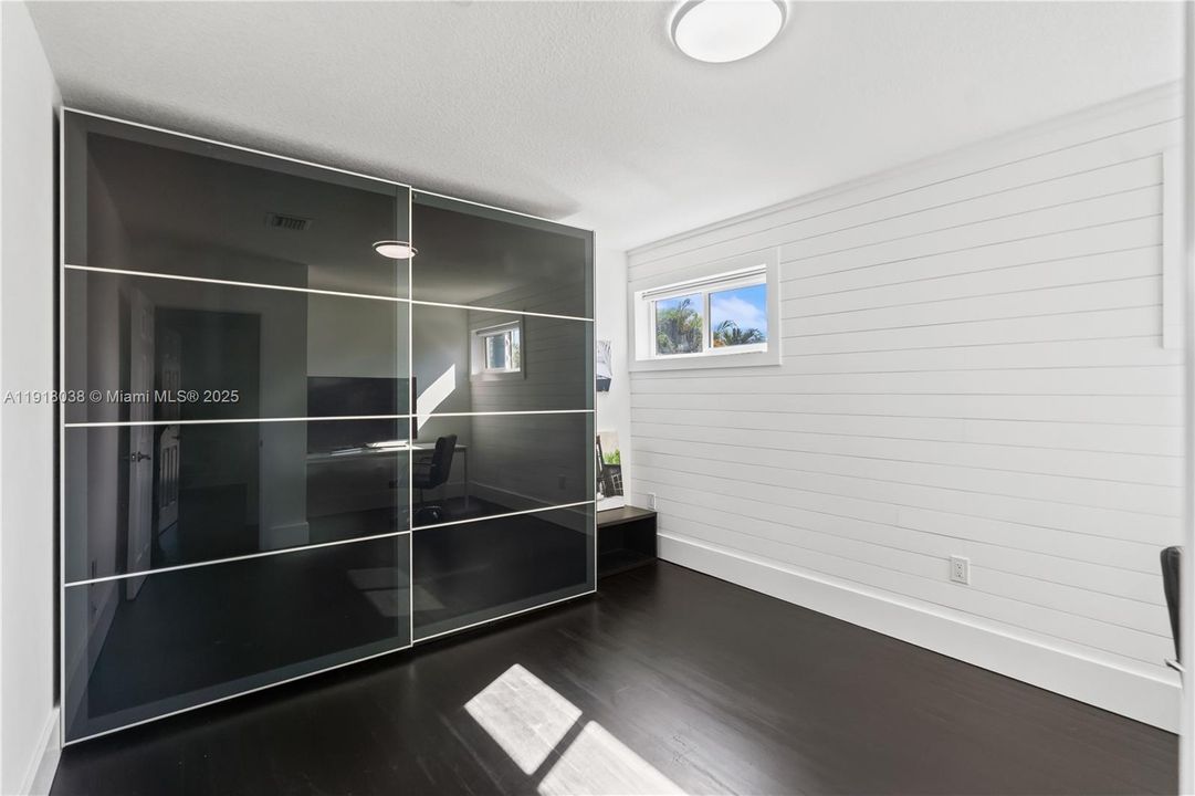 待售: $922,500 (5 贝兹, 3 浴室, 2830 平方英尺)