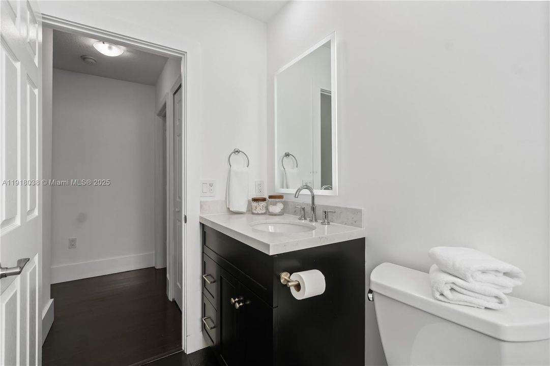 待售: $922,500 (5 贝兹, 3 浴室, 2830 平方英尺)