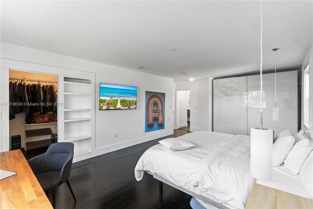 待售: $922,500 (5 贝兹, 3 浴室, 2830 平方英尺)