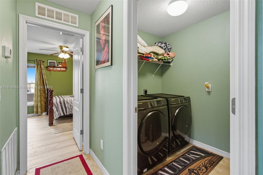 En Venta: $539,000 (4 camas, 2 baños, 0 Pies cuadrados)