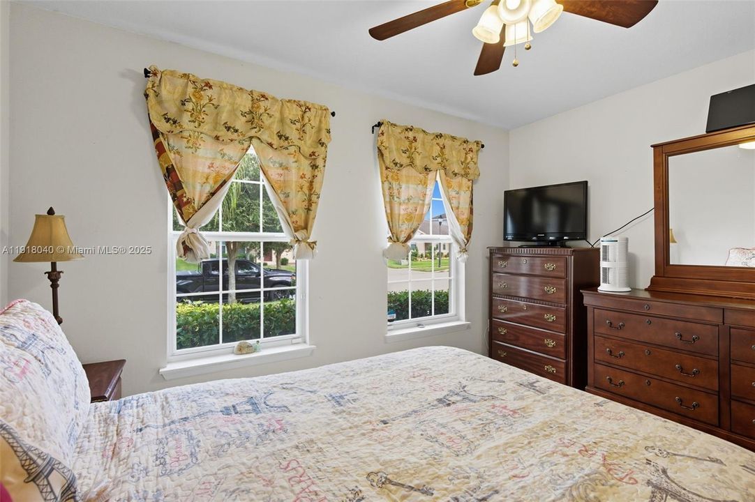 En Venta: $539,000 (4 camas, 2 baños, 0 Pies cuadrados)